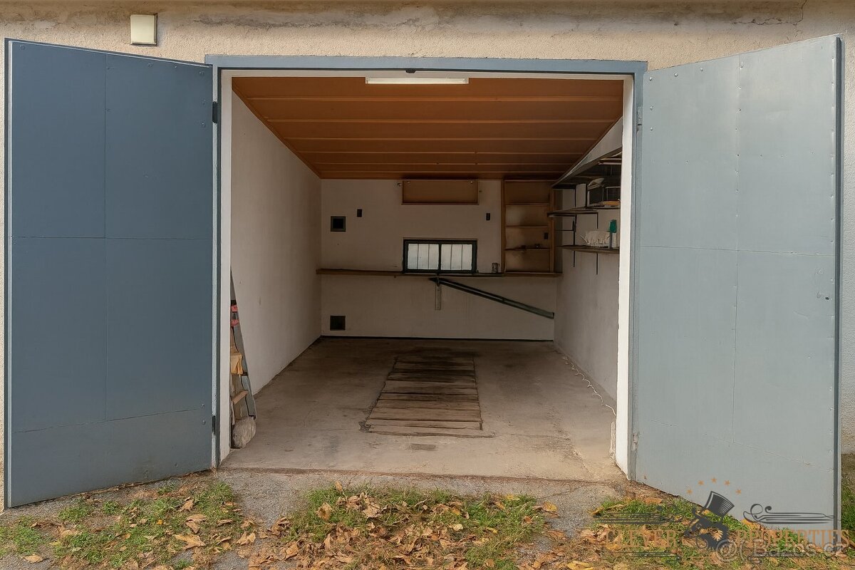 Pronájem garáže 18 m², Pardubice - Sezemická ulice