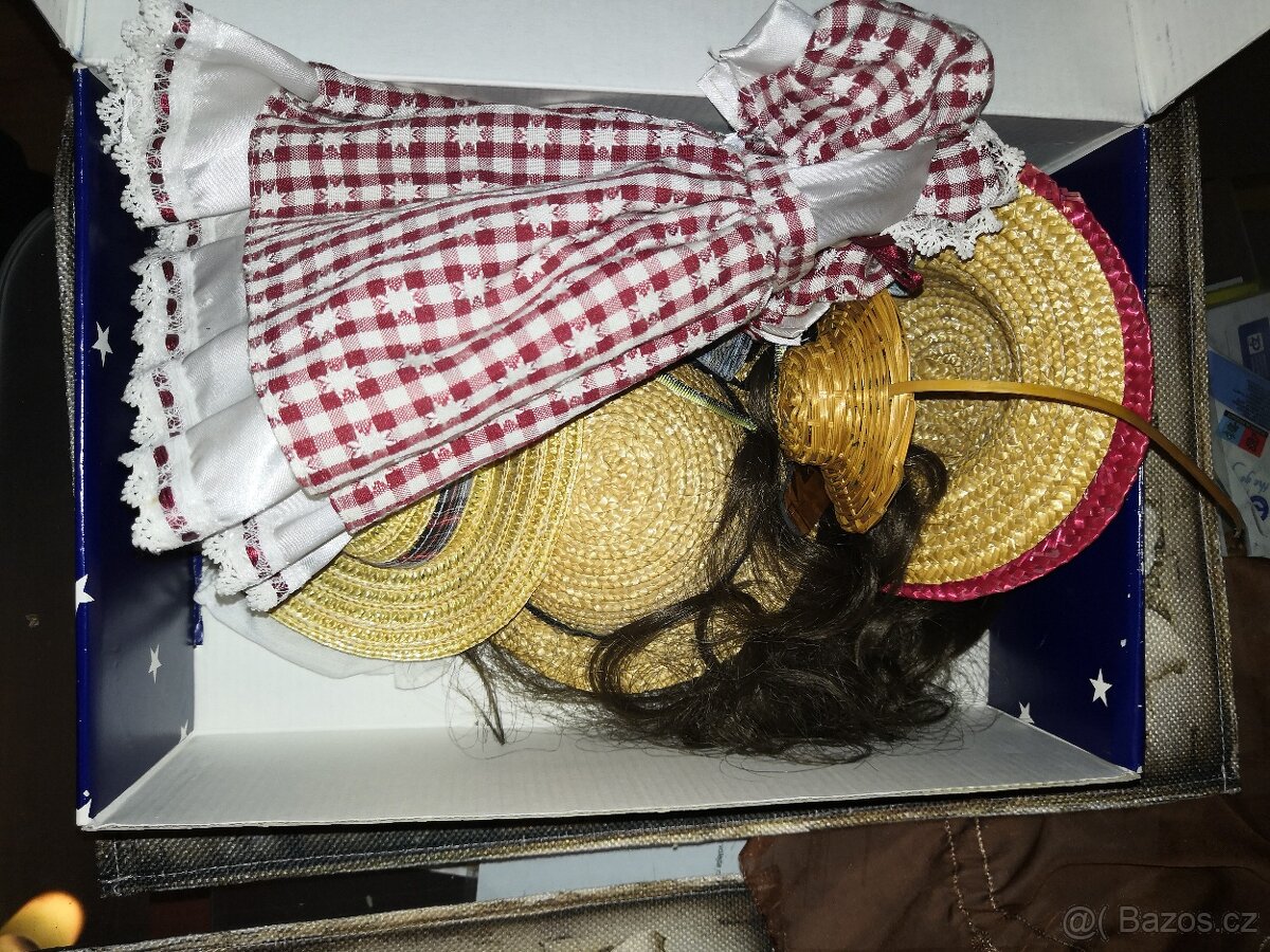 Doplňky pro panenku