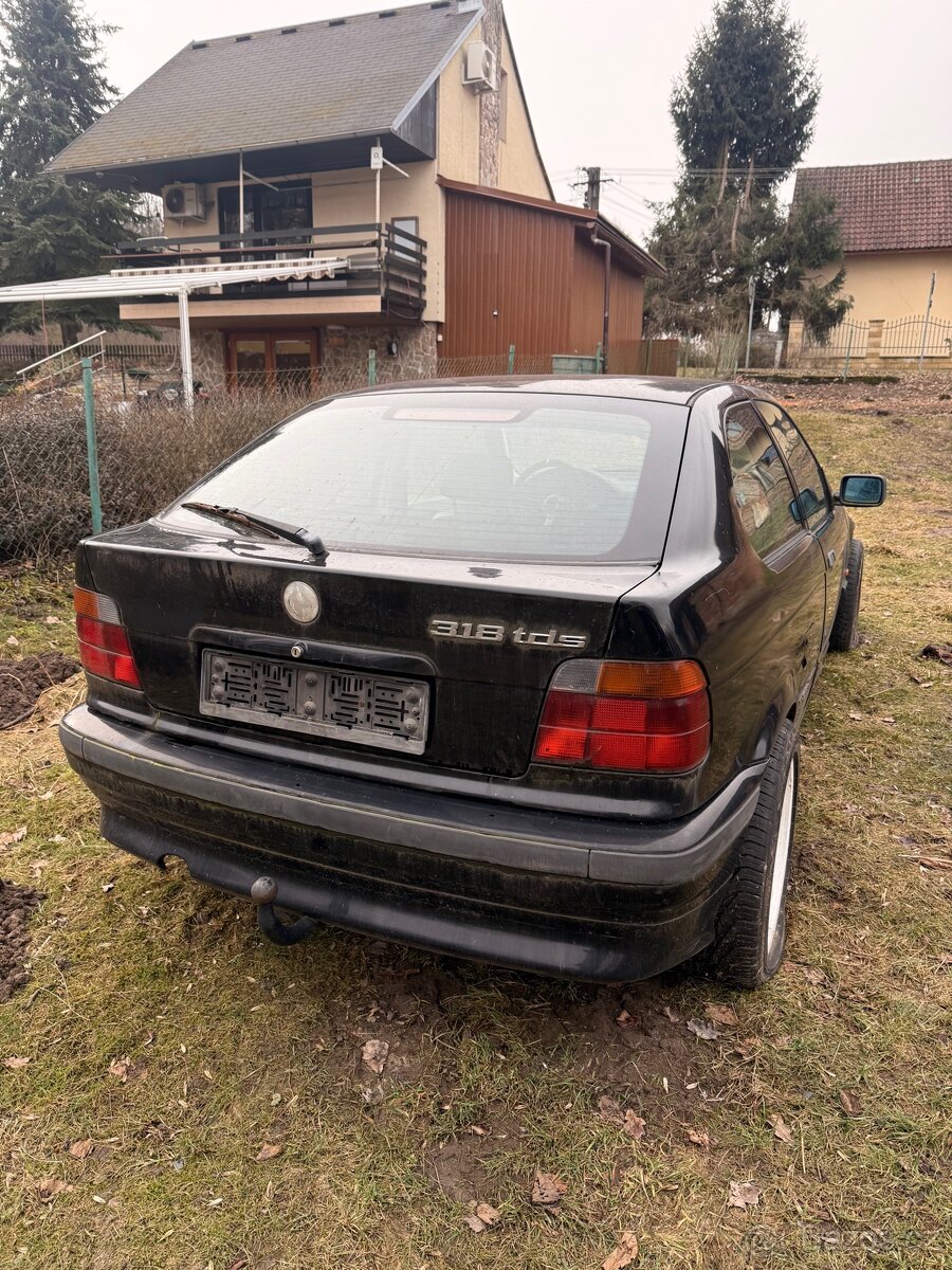 BMW compact 1.8 tds. DÍLY