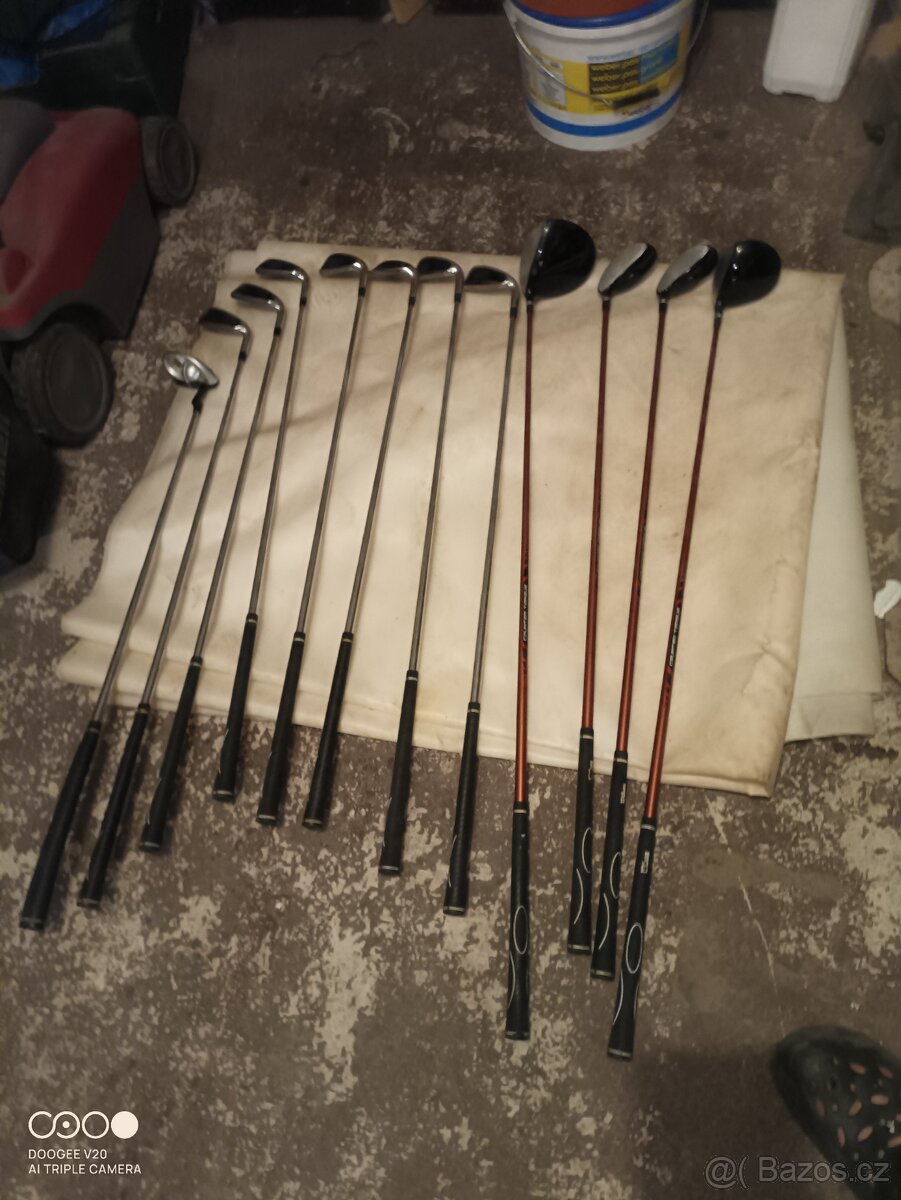 Golfový set a skládací vozík Callaway