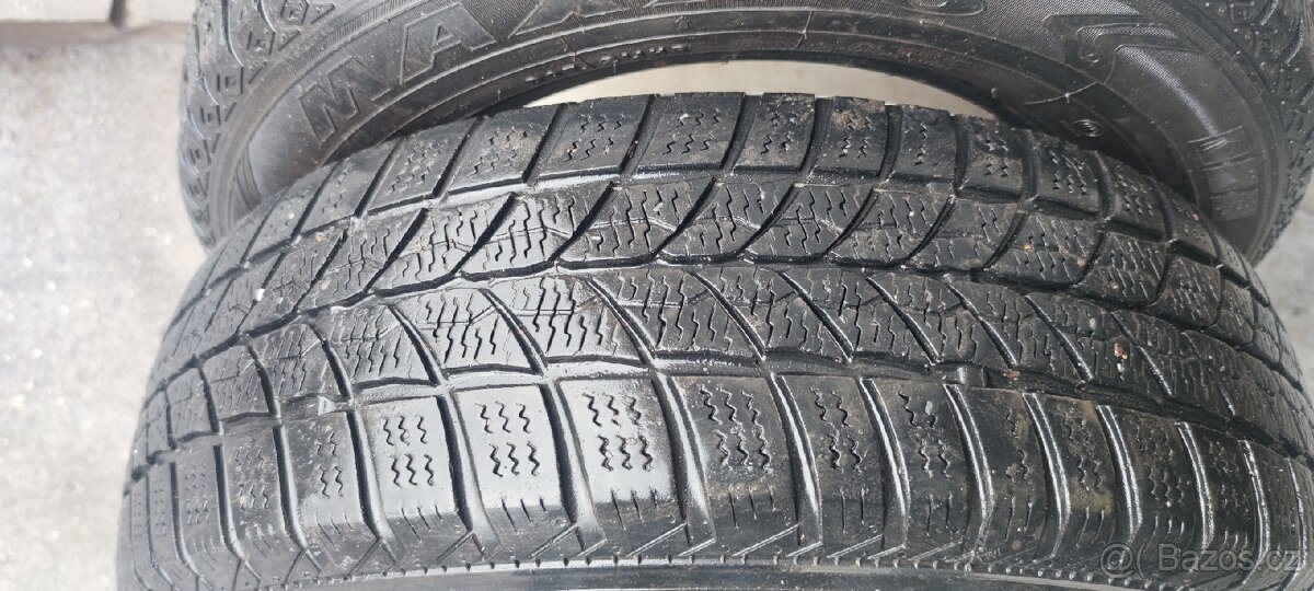 Pneumatiky 175/70/14 . Sada 800 Kč
