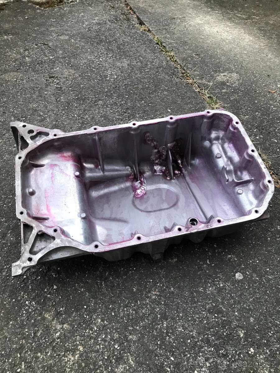 Honda K20A2 olejová vana