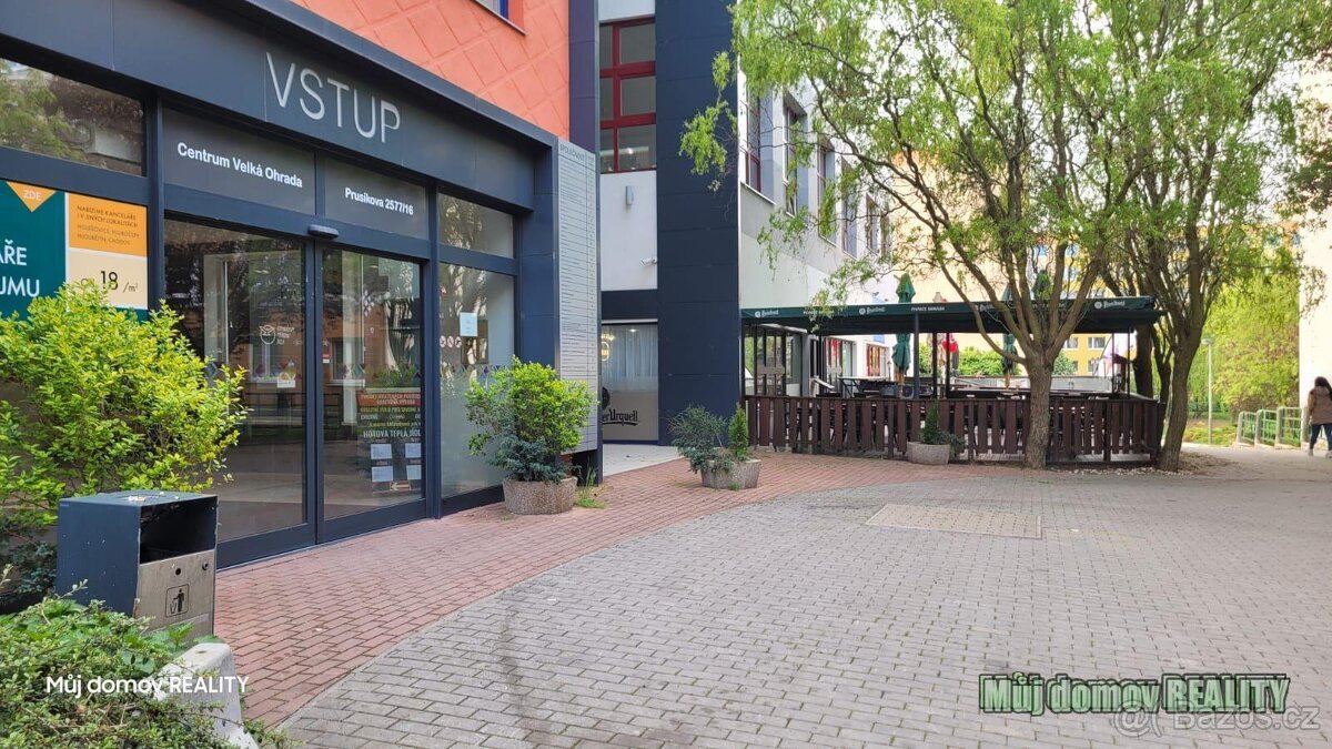 Nabízíme funkční restauraci, kompletně vybavenou a po komple
