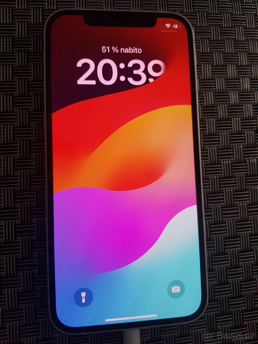 IPHONE 12 White rezervace