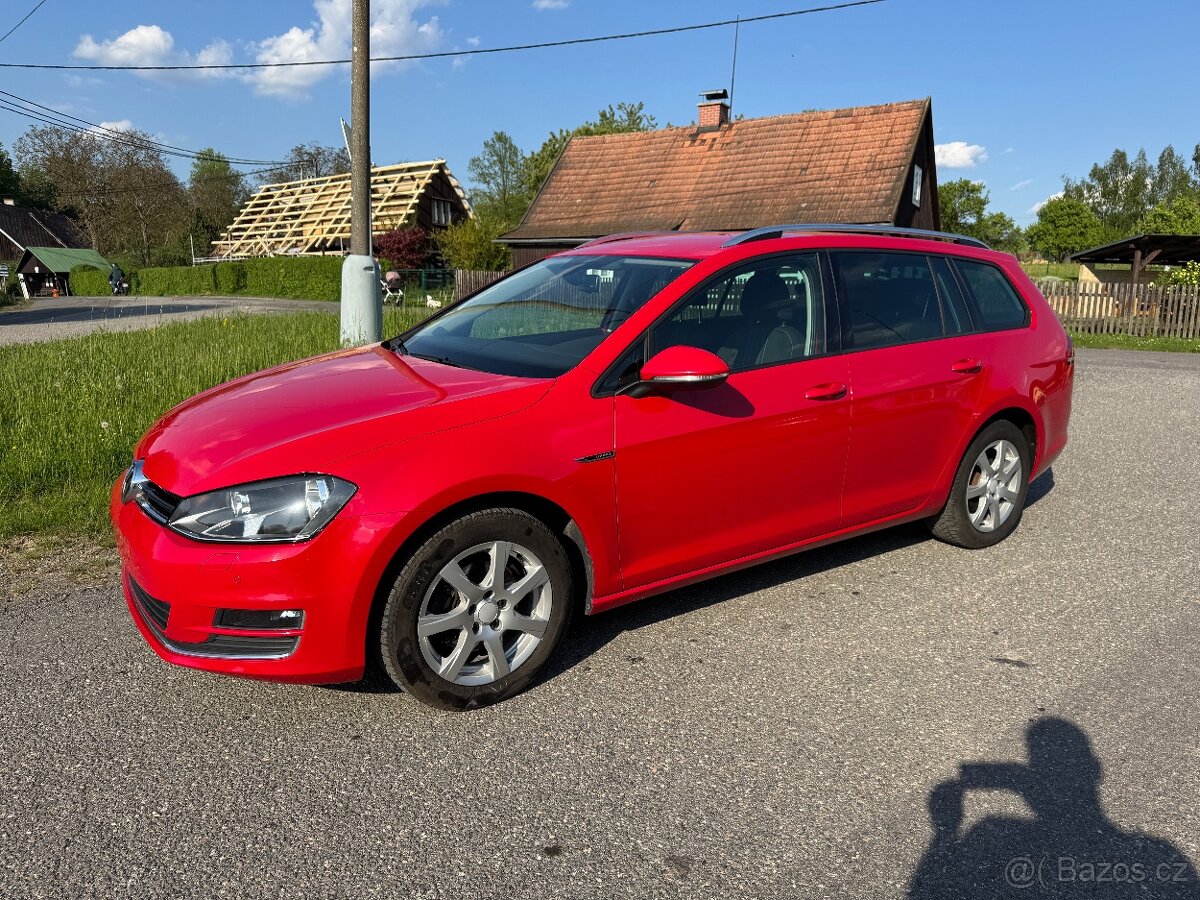 VOLKSWAGEN GOLF VII 1.6 TDI 81kw LOUNGE 8/2015