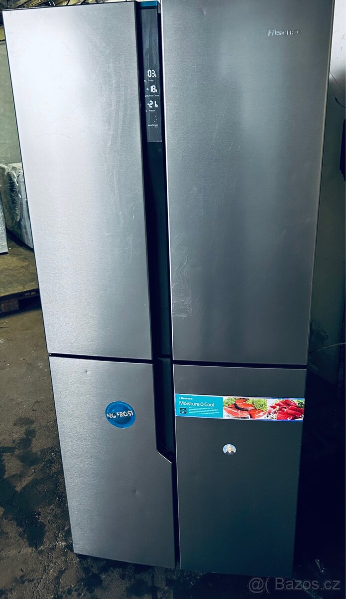 Americká lednice hisense Total no frost a+++