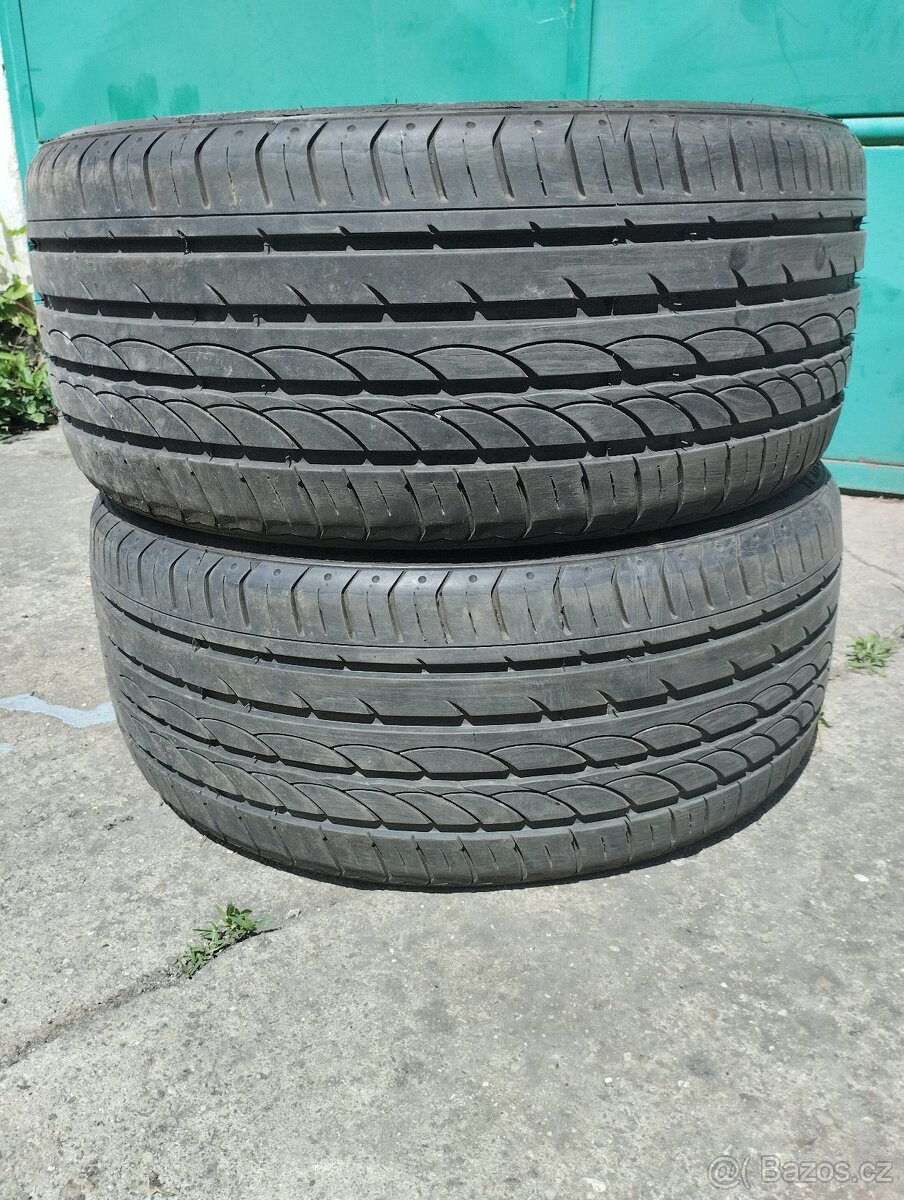 245/30/20