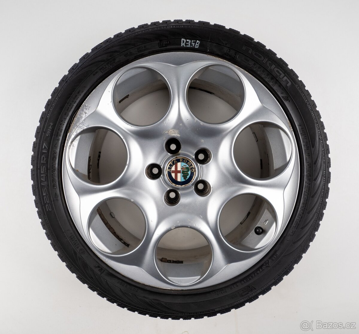 Alfa Romeo Giulietta - Originání 17" alu kola - Zimní pneu