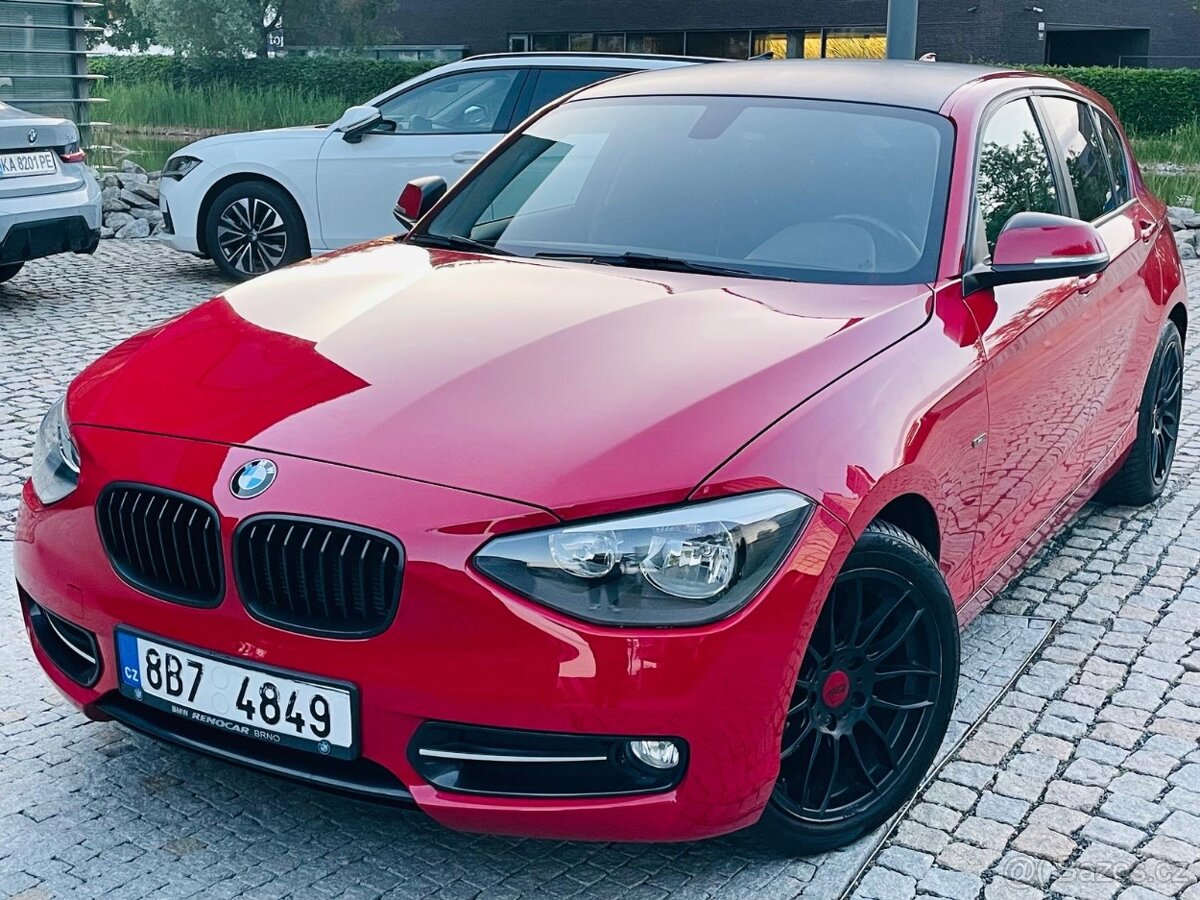 BMW Řada 1 116i BENZÍN 100KW AUT VÝHŘEV TAŽNÉ NAJETO 95TIS.