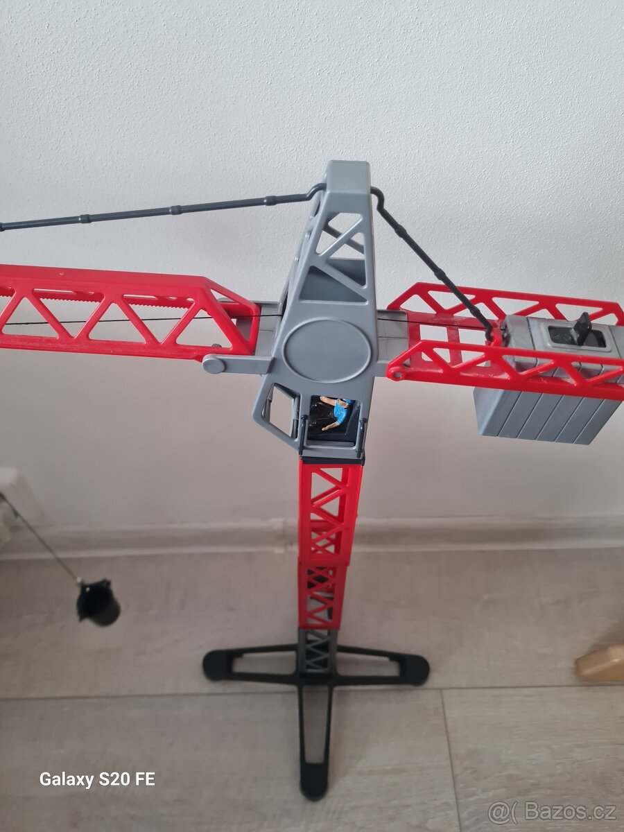 Jeřáb elektrický, plně funkční, výška 65cm