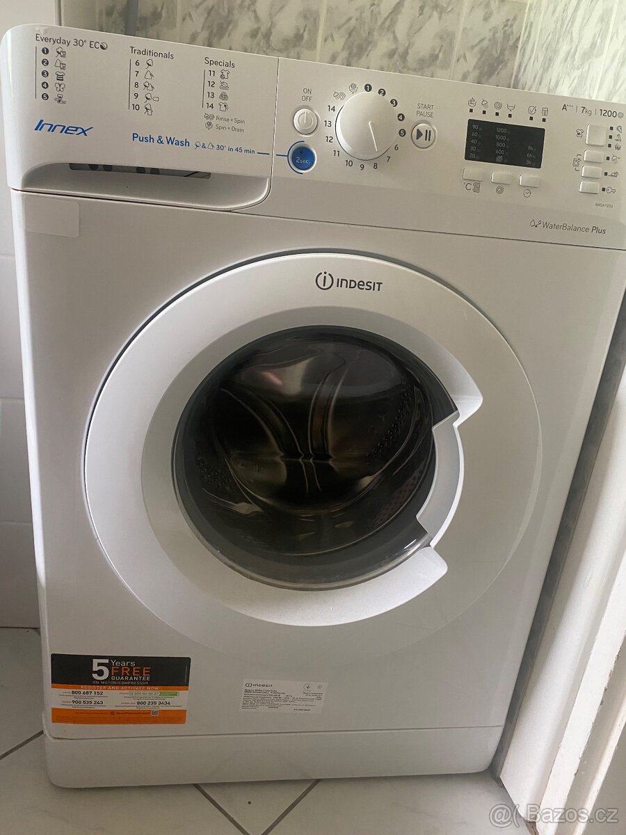 Pračka Indesit