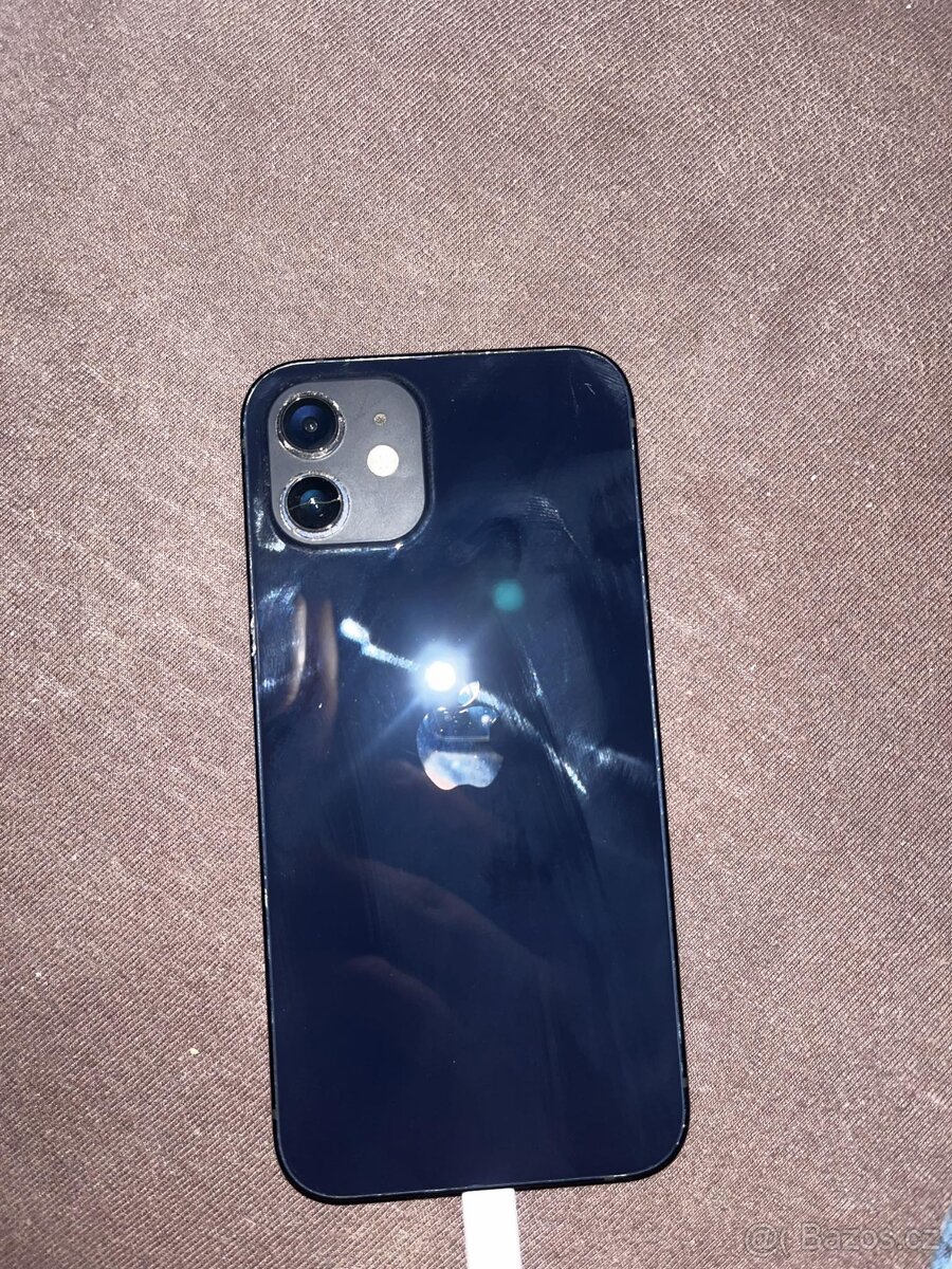 iPhone 12