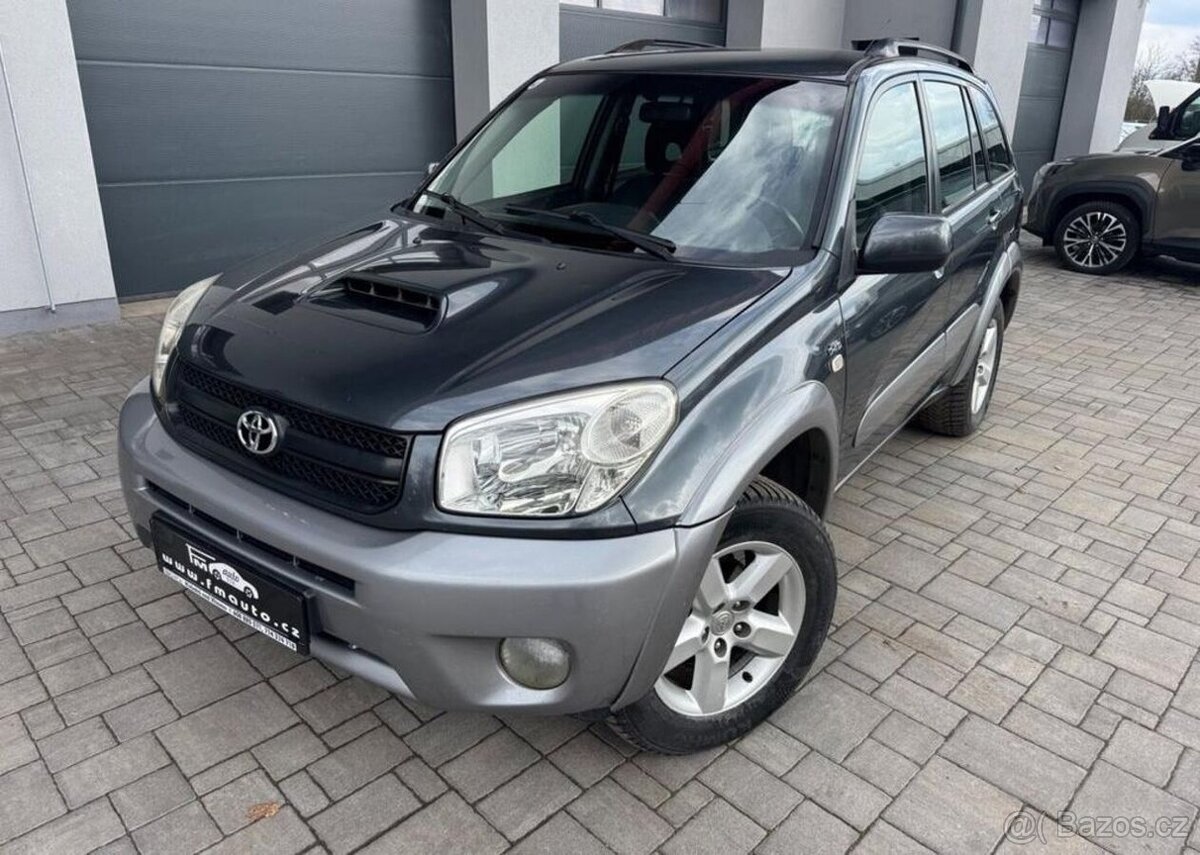 Toyota Rav4 2.0 D-4D 4x4 nafta manuál 85 kw