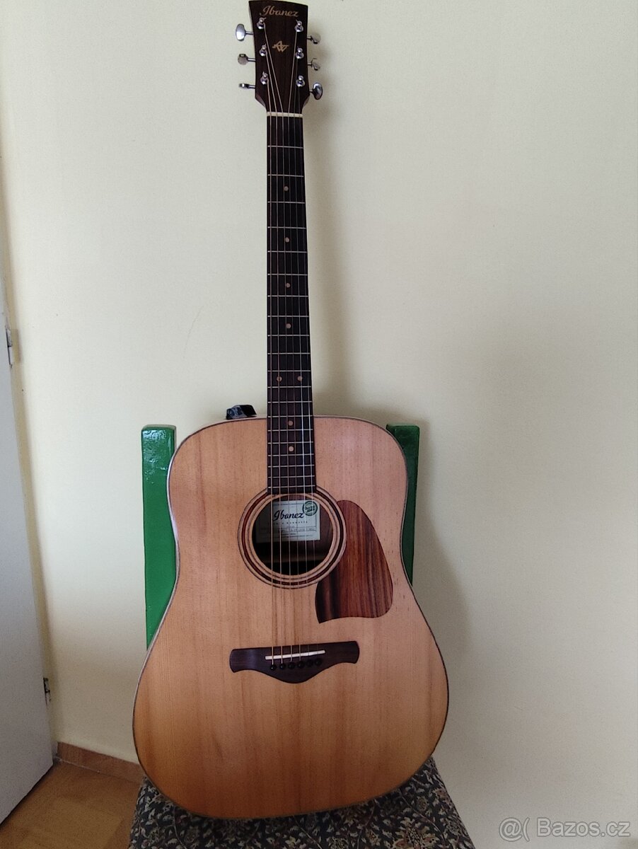 Kytara Ibanez