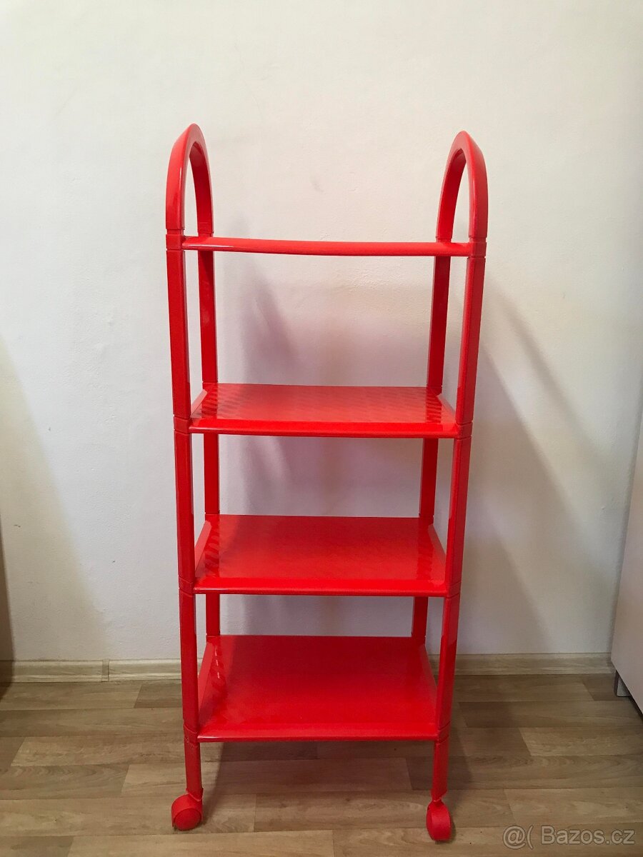 Novy Multiuncni Regal z plastu