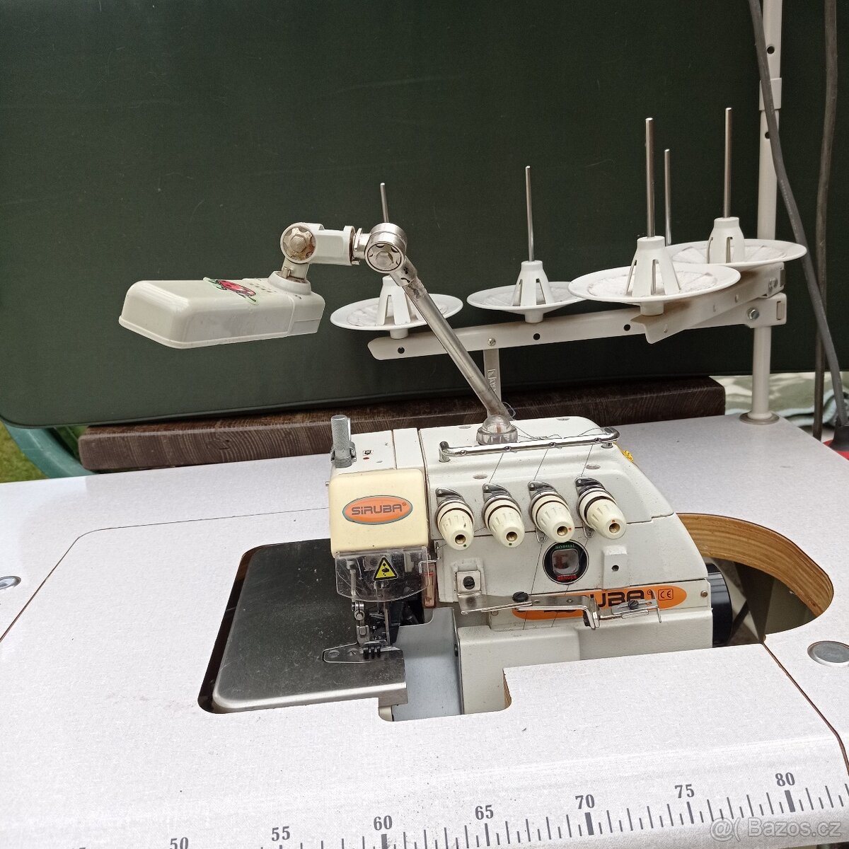 Průmyslový overlock