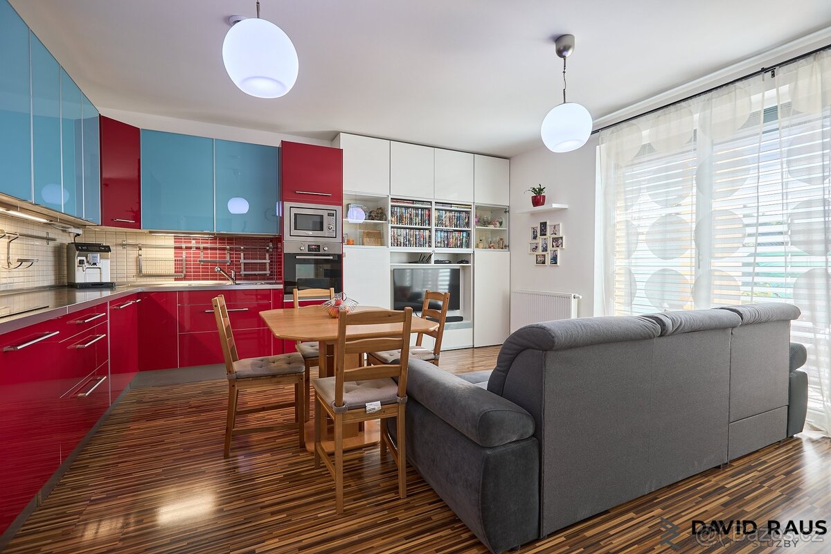 Prodej bytu 3+kk s terasou a zahrádkou( 120,0 m²) ,ul.  Kláš