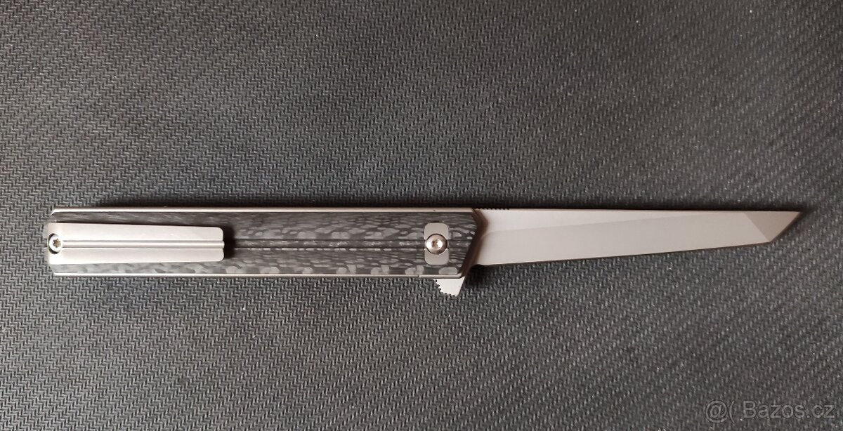 Zavírací nůž s ložisky