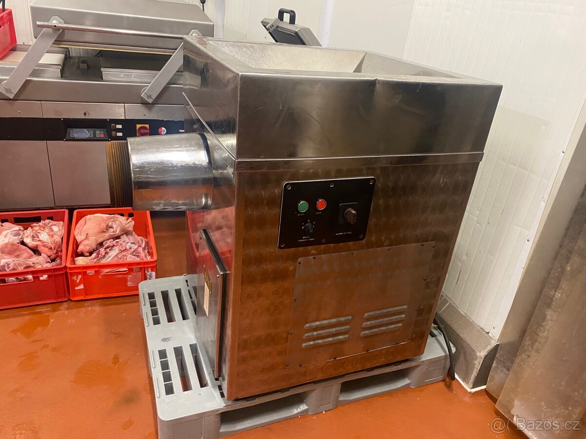 Řezačka RM 1000
