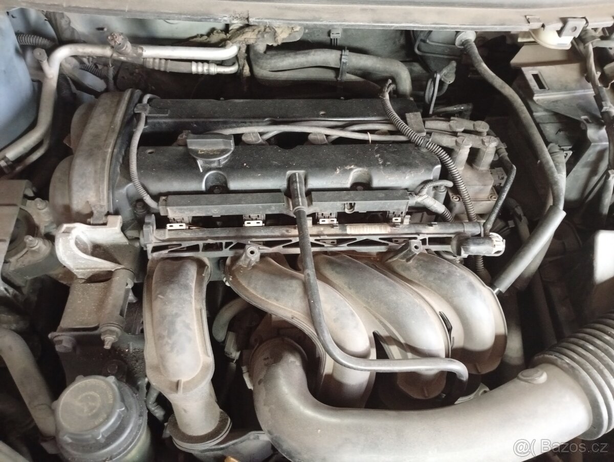 NASTROJENÝ MOTOR FORD FOCUS II CMAX 1.6i 74kw HWDA