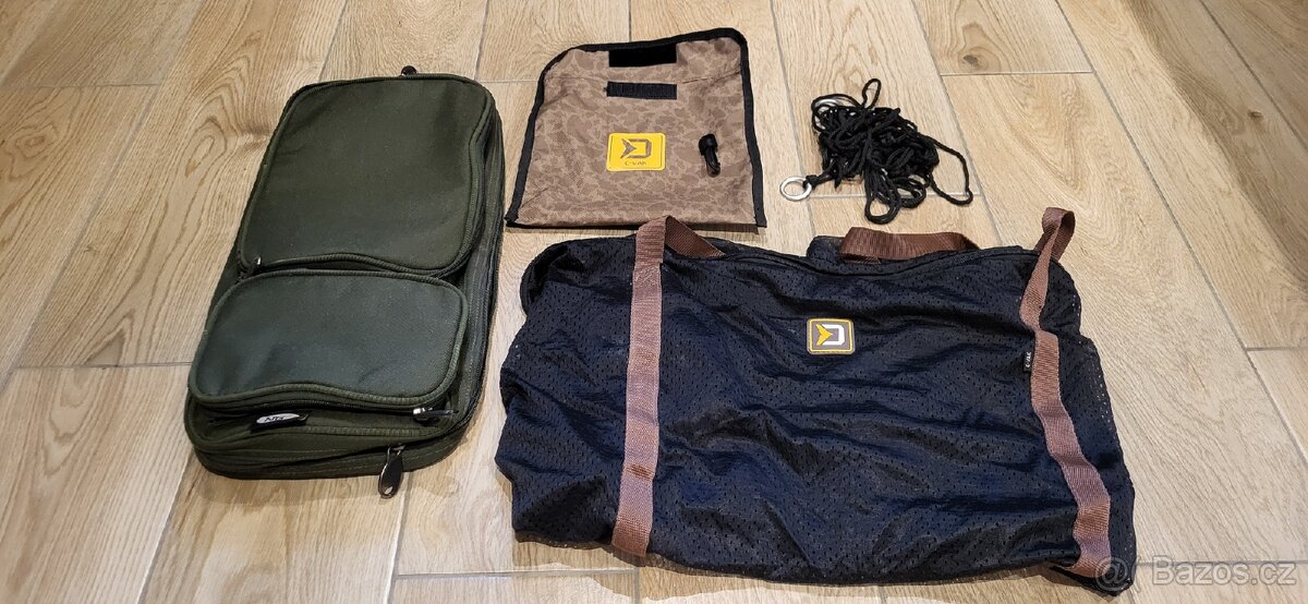 NGT pouzdro na vidličky, hrazdy.. delphin cvak.