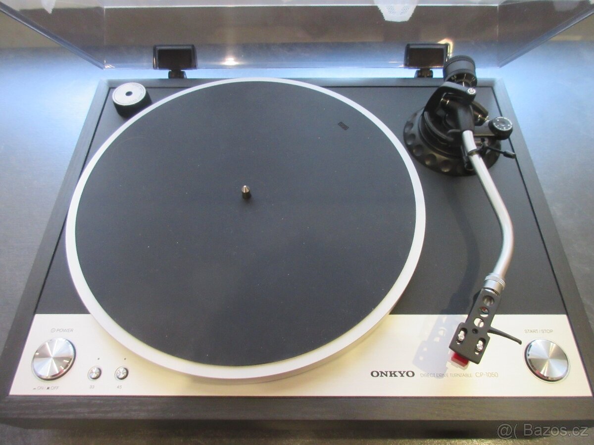 Gramofon ONKYO-CP1050