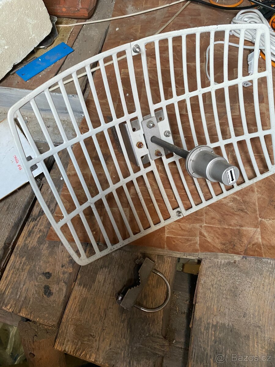 WiFi anténa parabolická, síto 5GHz + kabel RSMA