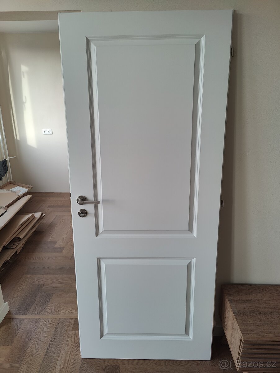 Interiérové dveře a zárubeň 80