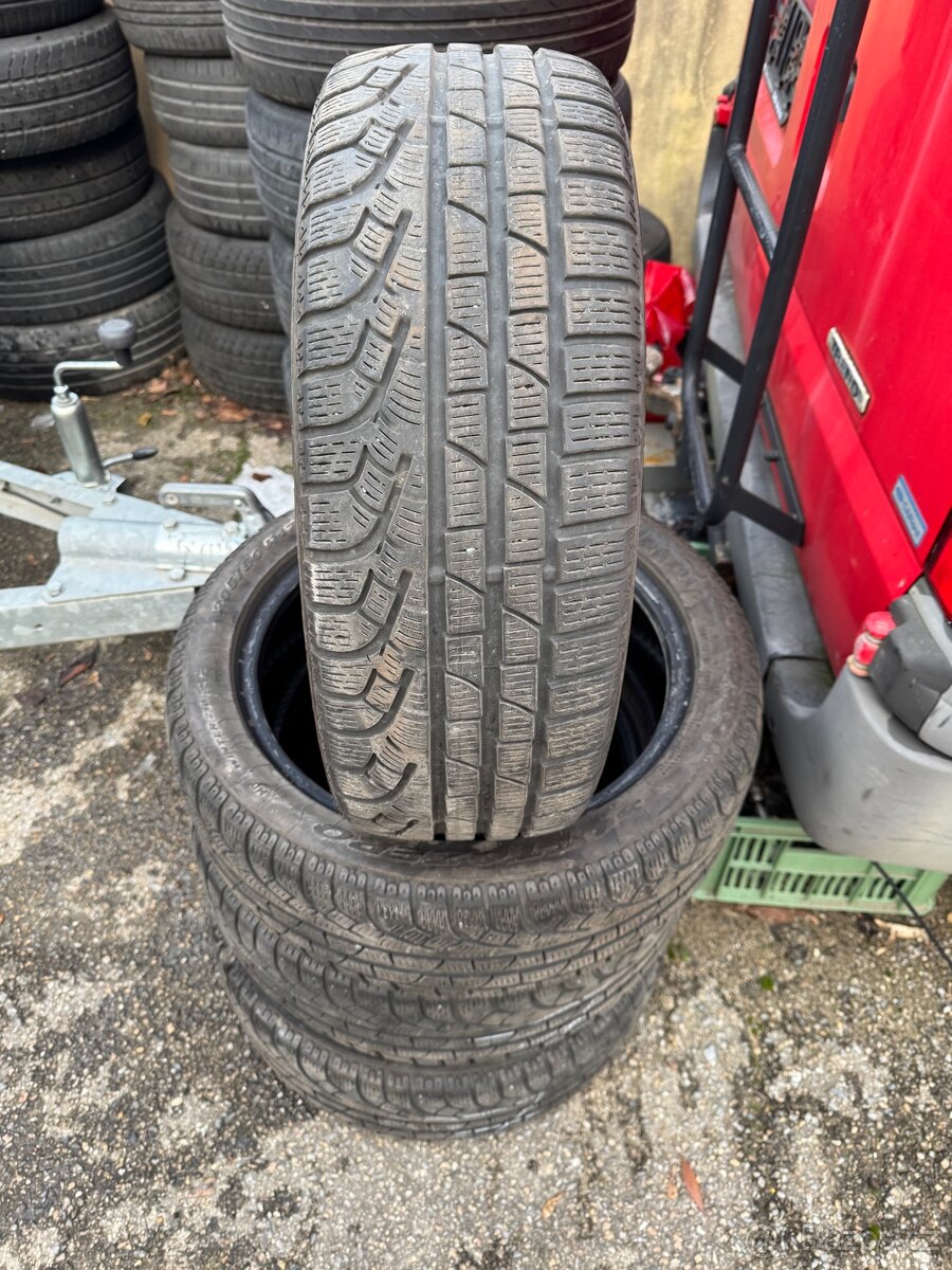 4ks 205/50/17 zimni 70% sada 2000,-