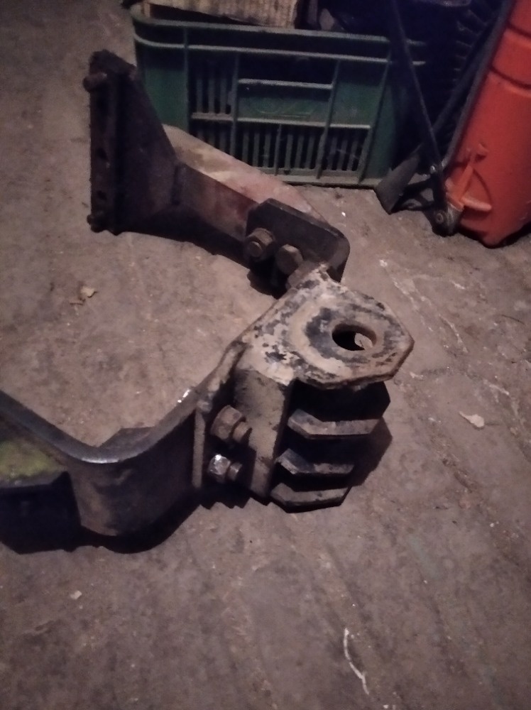 Prodám originál etážový závěs na ZETOR25