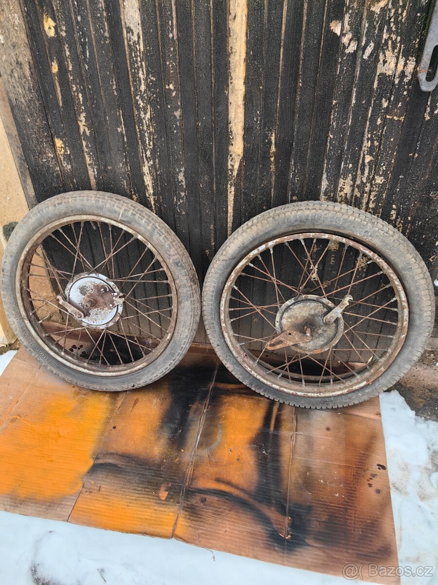 Jawa 250 speciál kola