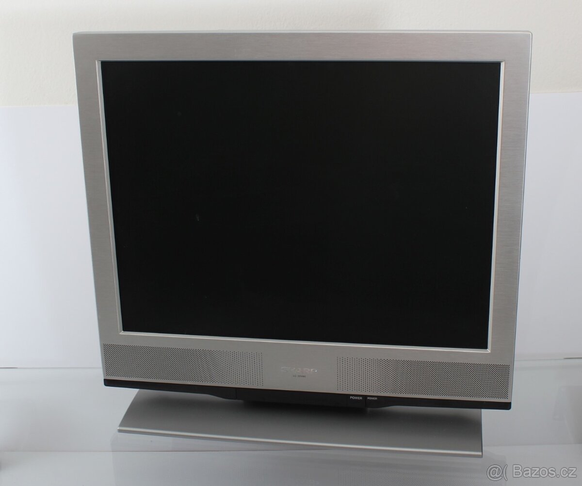 Sharp LCD 20“ monitor pro dohled