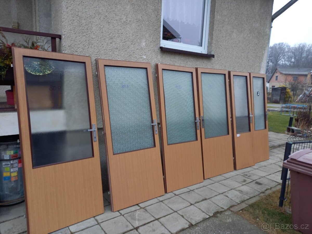 Zdarma Interiérové dveře.