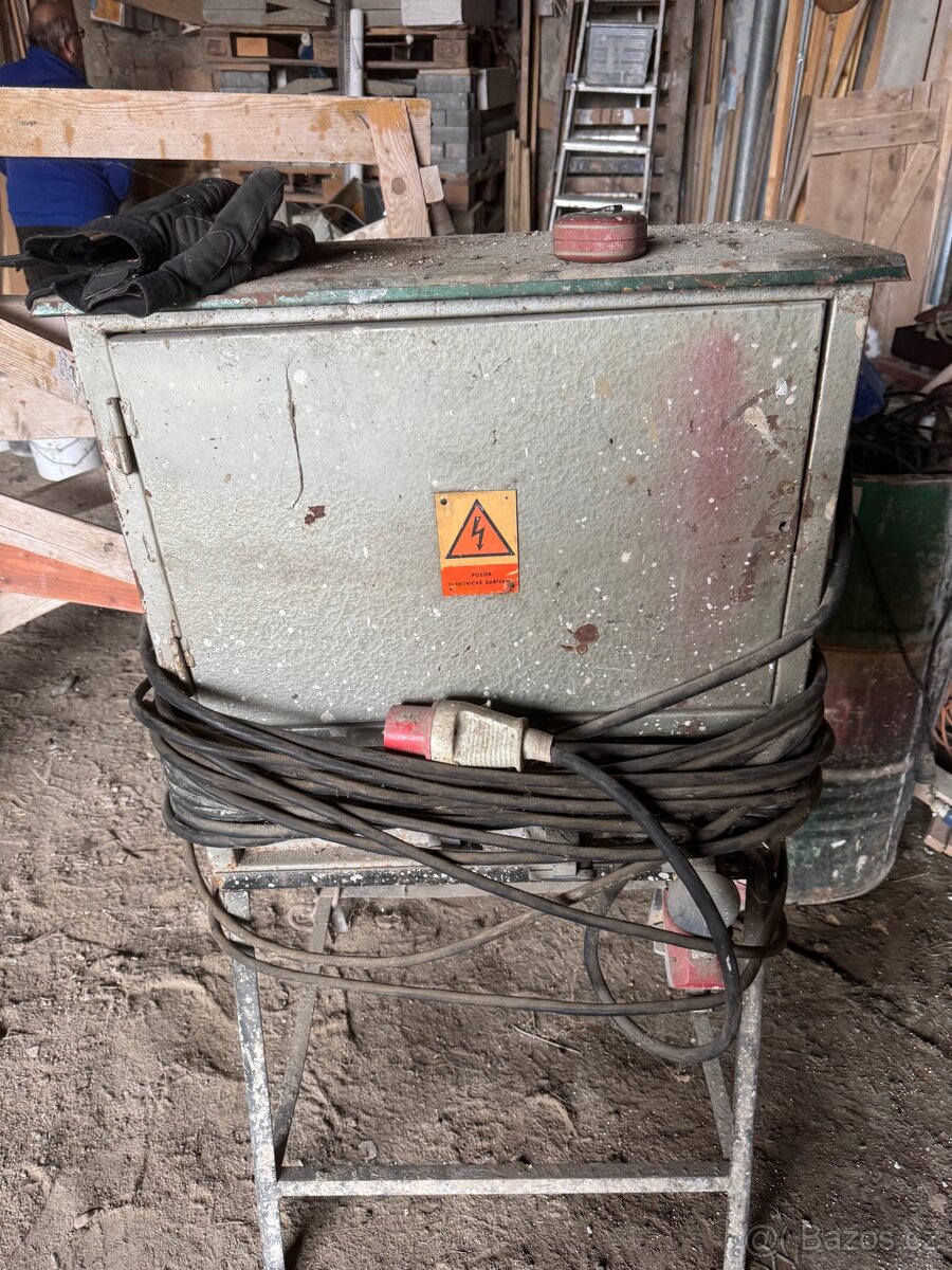 Stavební rozvaděč