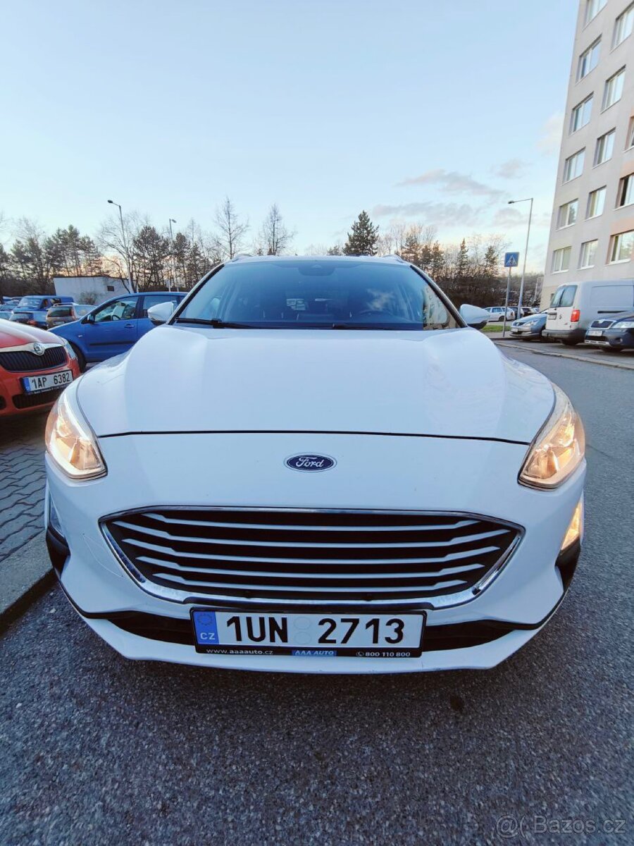 Ford Fokus 1.5. Avtomat