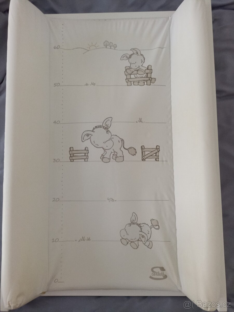 Přebalovací deska/pult na postýlku/komodu