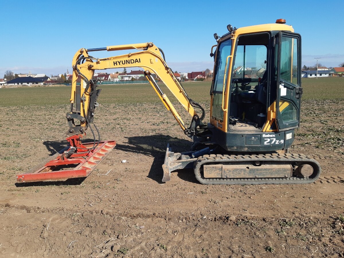 Bagr hyundai Robex 27Z-9