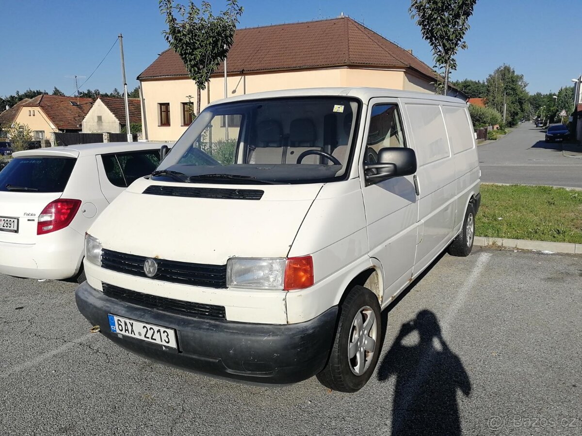 VW Transporter T4 Long 2.5 TDI chlaďák