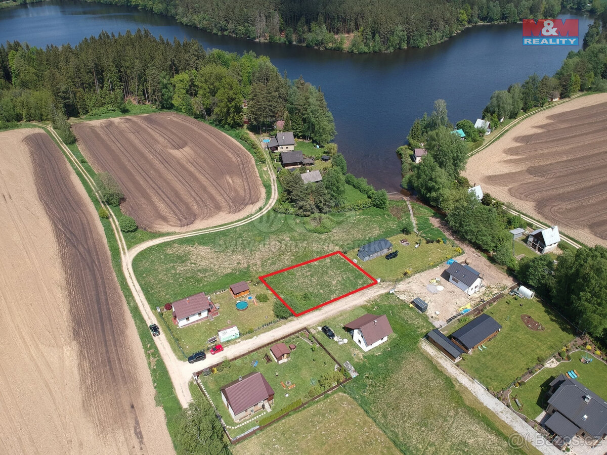 Prodej pozemku k bydlení, 664 m², Střížovice