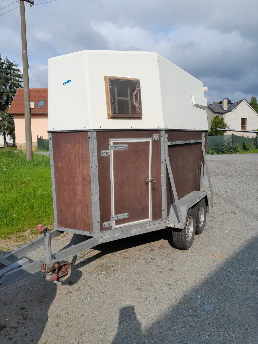 Přepravník na dva koně