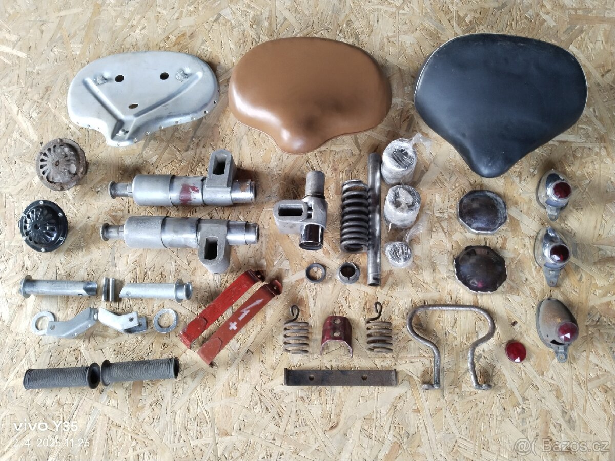 Jawa pérák, Ogar 350, ČZ 150C, Jawetta, pařez