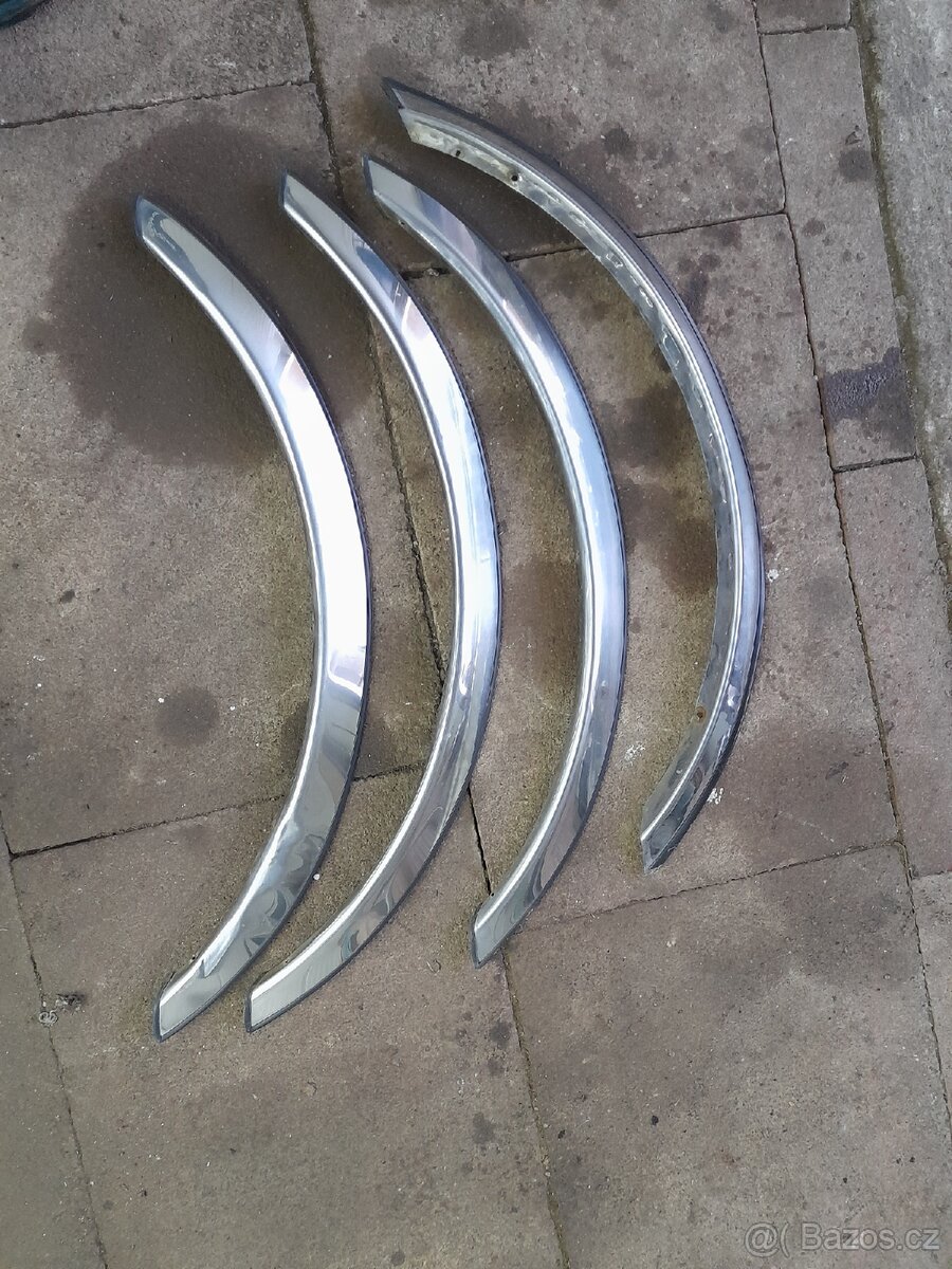 Ford Thunderbird, Mercury Cougar chromove lemy podbehu