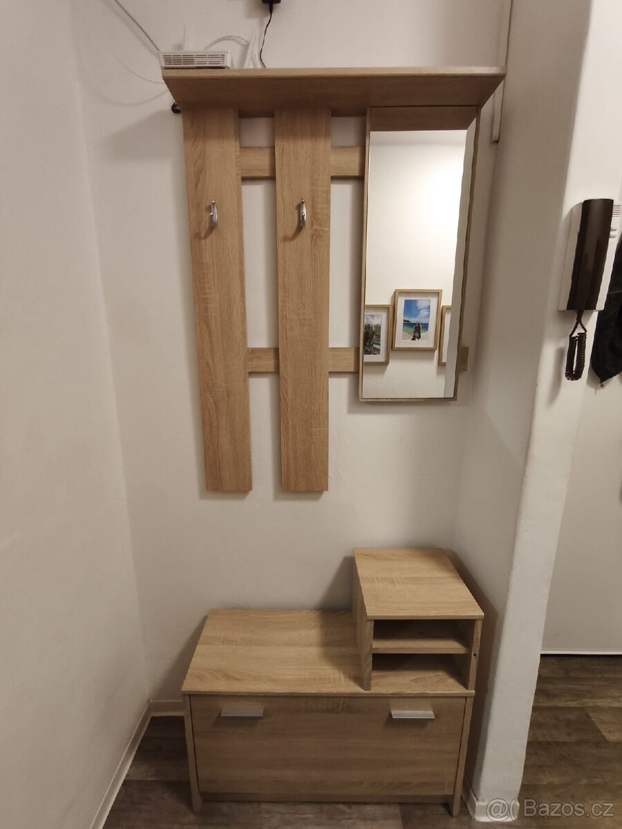 Kompletní předsíňová stěna  DUB SONOMA