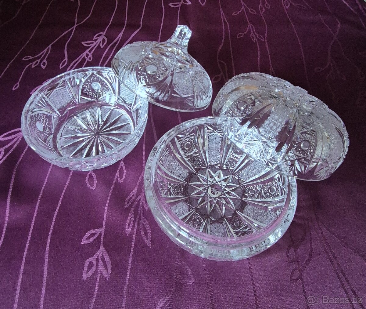 Broušená miska s víčkem