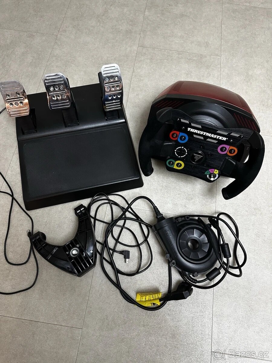 Thrustmaster TS-XW Racer s volantem a pedály Tm Open Wheel