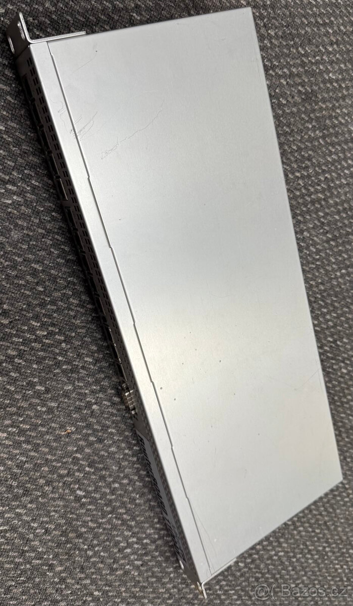 Mikrotik RouterBoard 1100