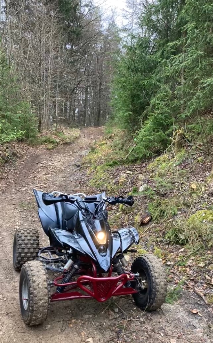 Čtyrkolka shineray 250