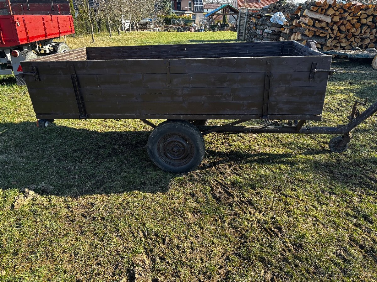 Vlečka za traktor