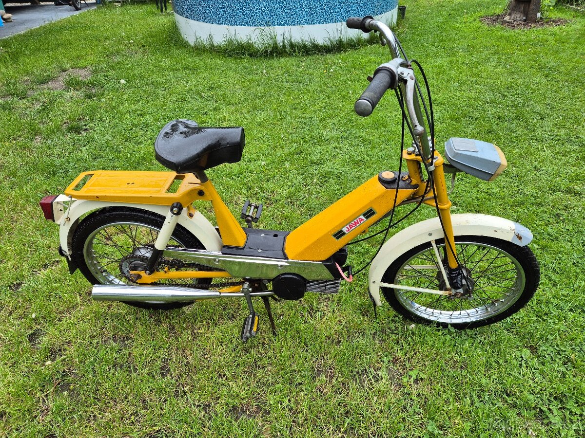Babetta 207 s kartičkou, žlutá, pěkná 1.