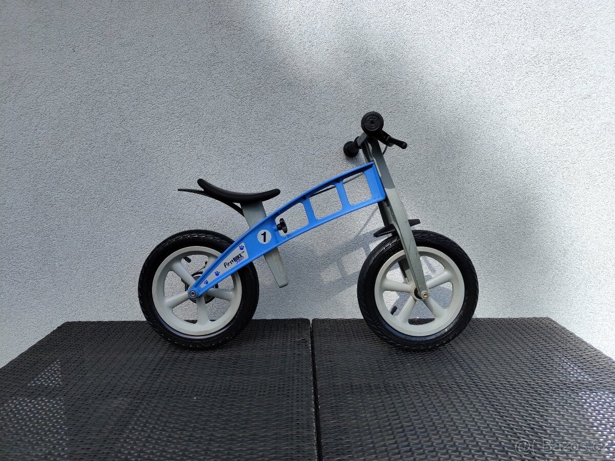 SERVIS First bike